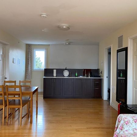 Dairy Homestay Toronto Luaran gambar